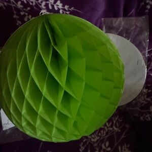 4 Green Honeycomb Paper Decoration